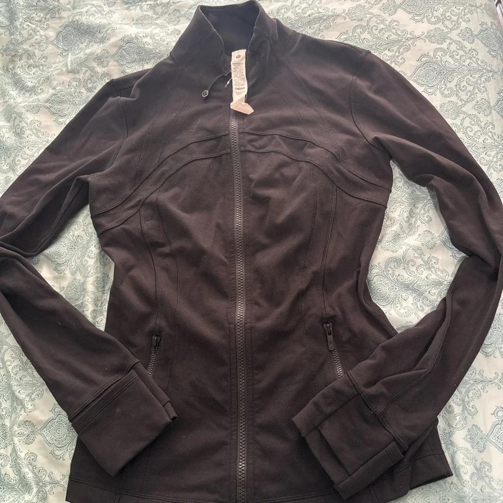 Lululemon black size 6 jacket - Picture 1 of 1